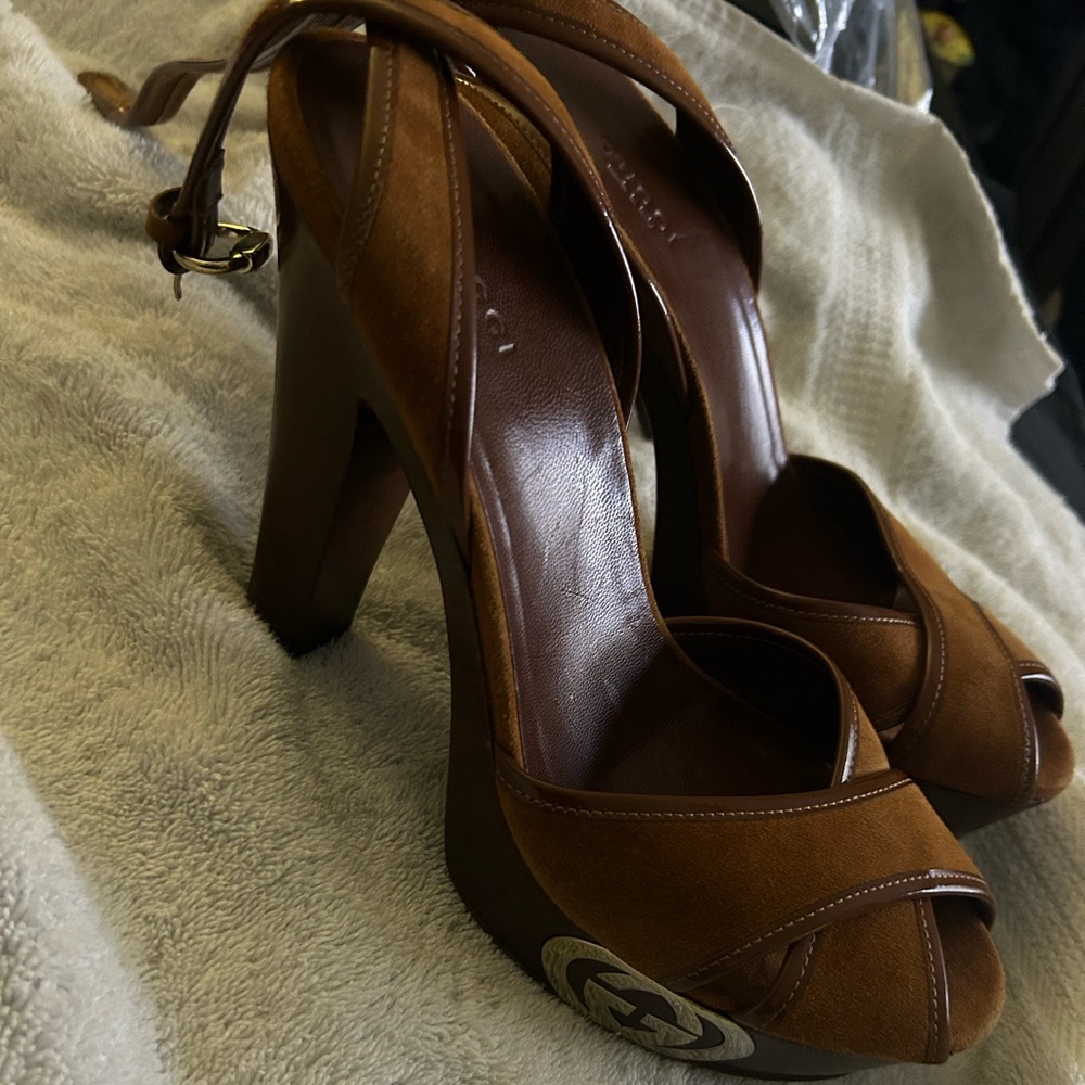 Authentic Gucci heels. Great condition
